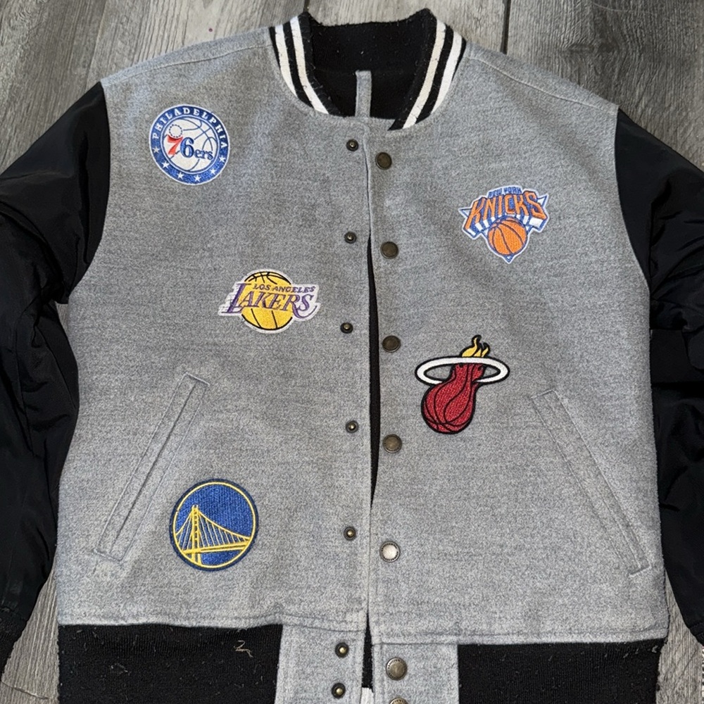 Abercrombie Kids Gray and Black NBA Jacket - Picture 2 of 8